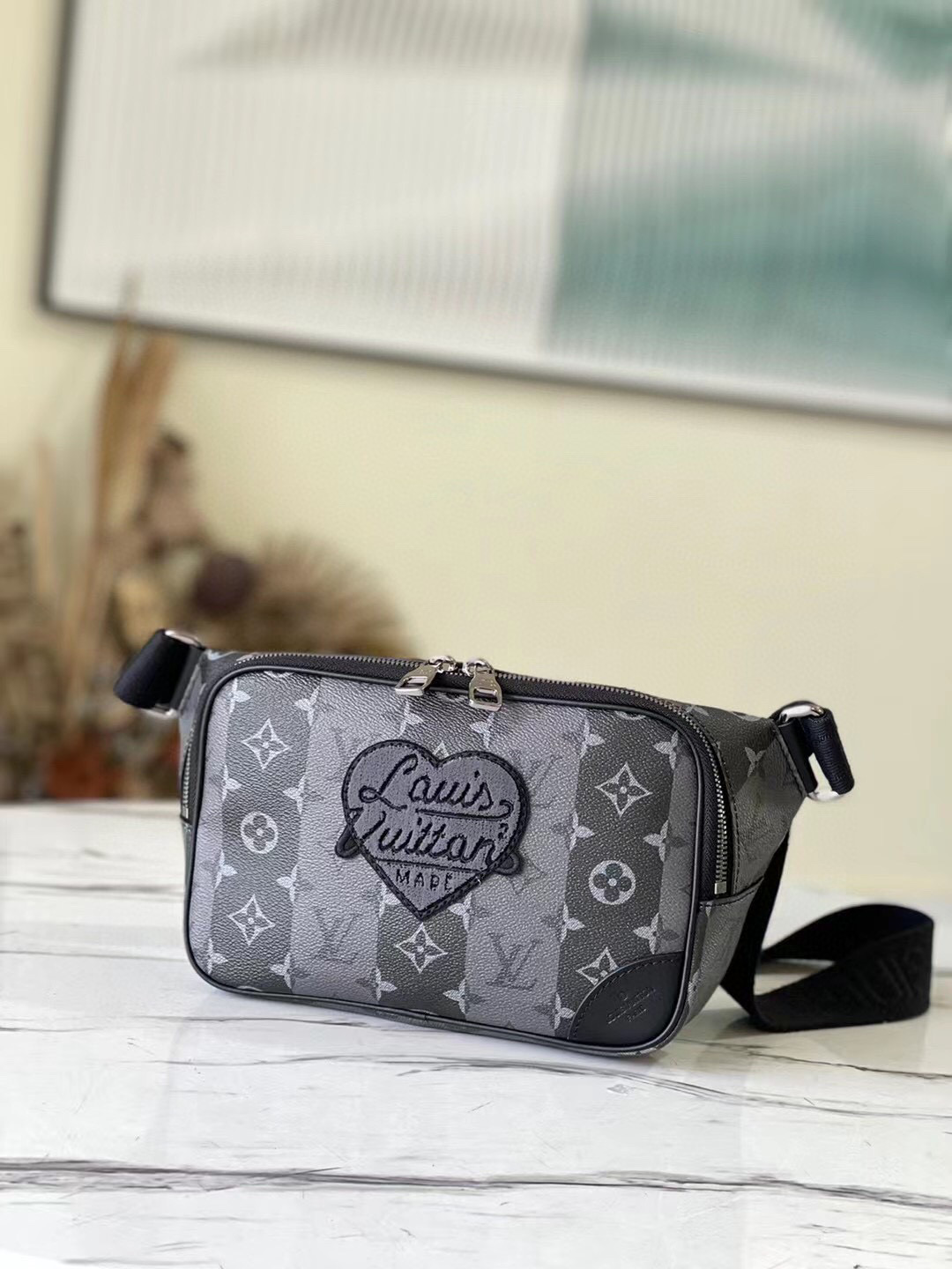 루이비통 남자가방 M59338