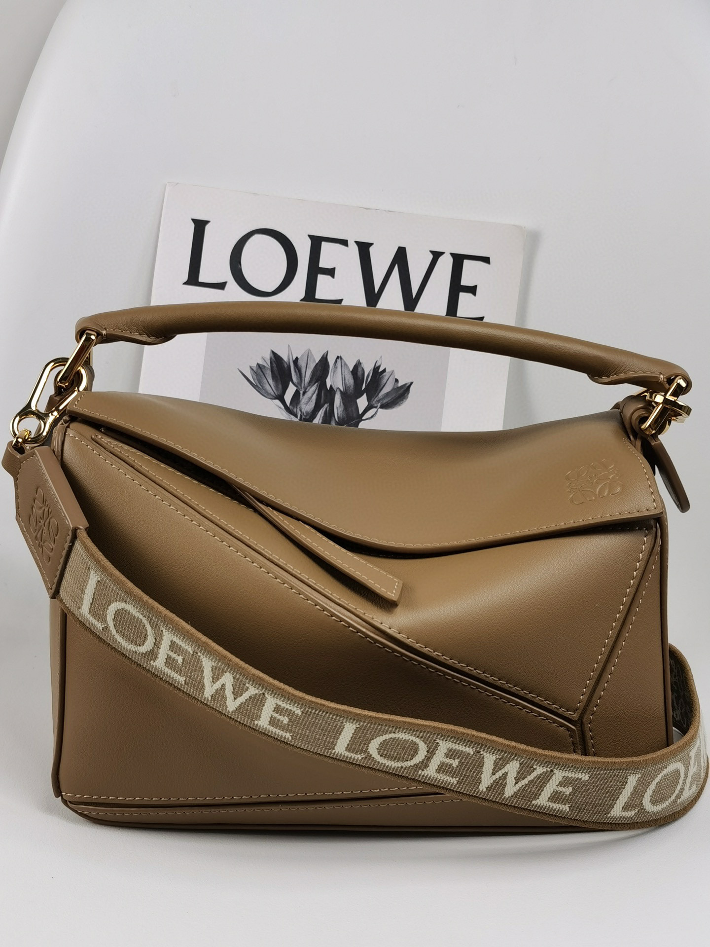 로에베 퍼즐 숄더백 스몰