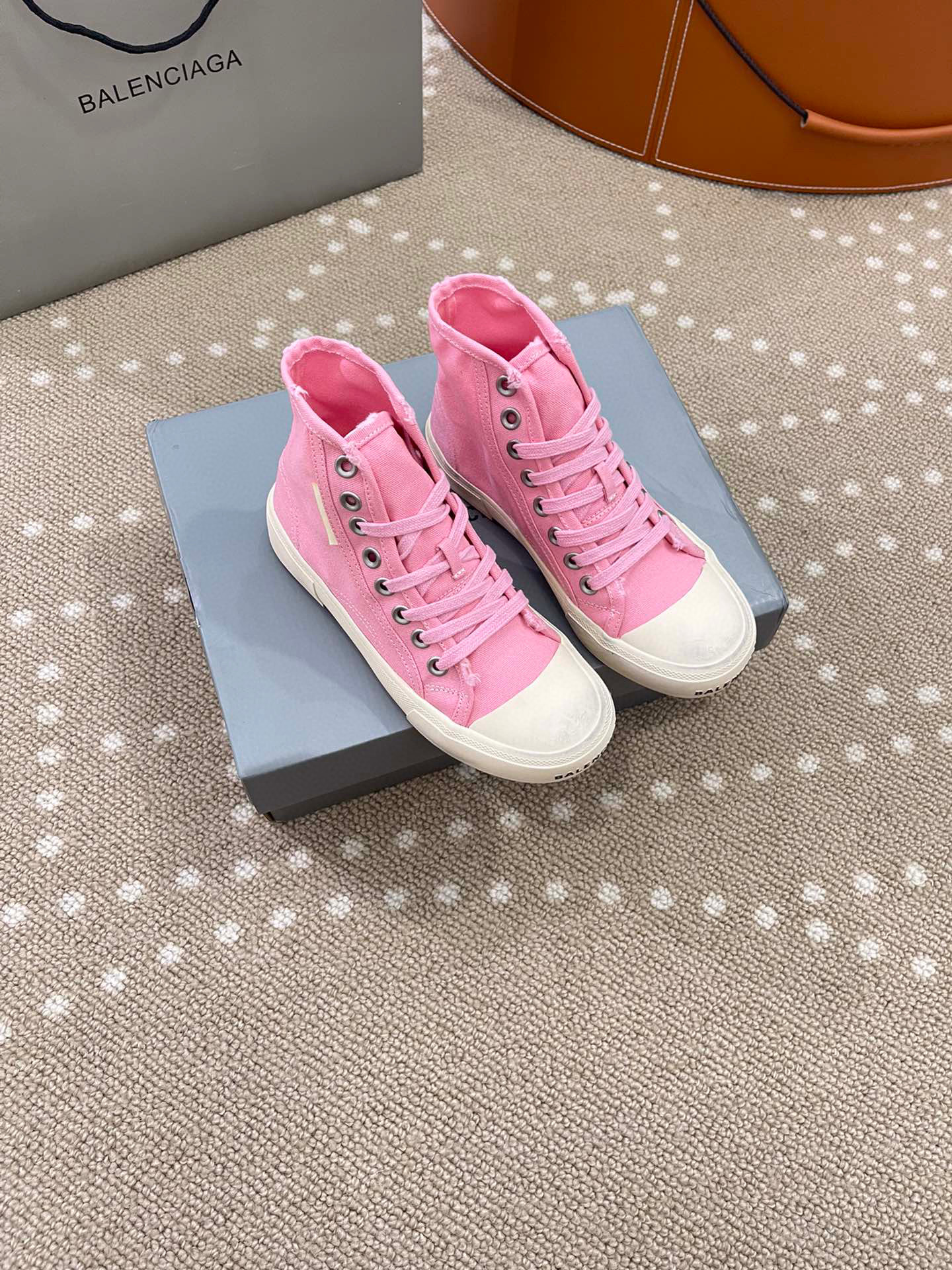 발렌시아가 남녀공용 신발 운동화