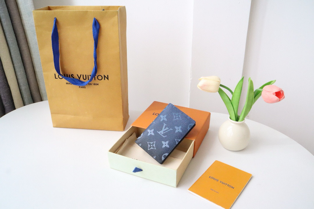 루이비통 카드지갑 M11548