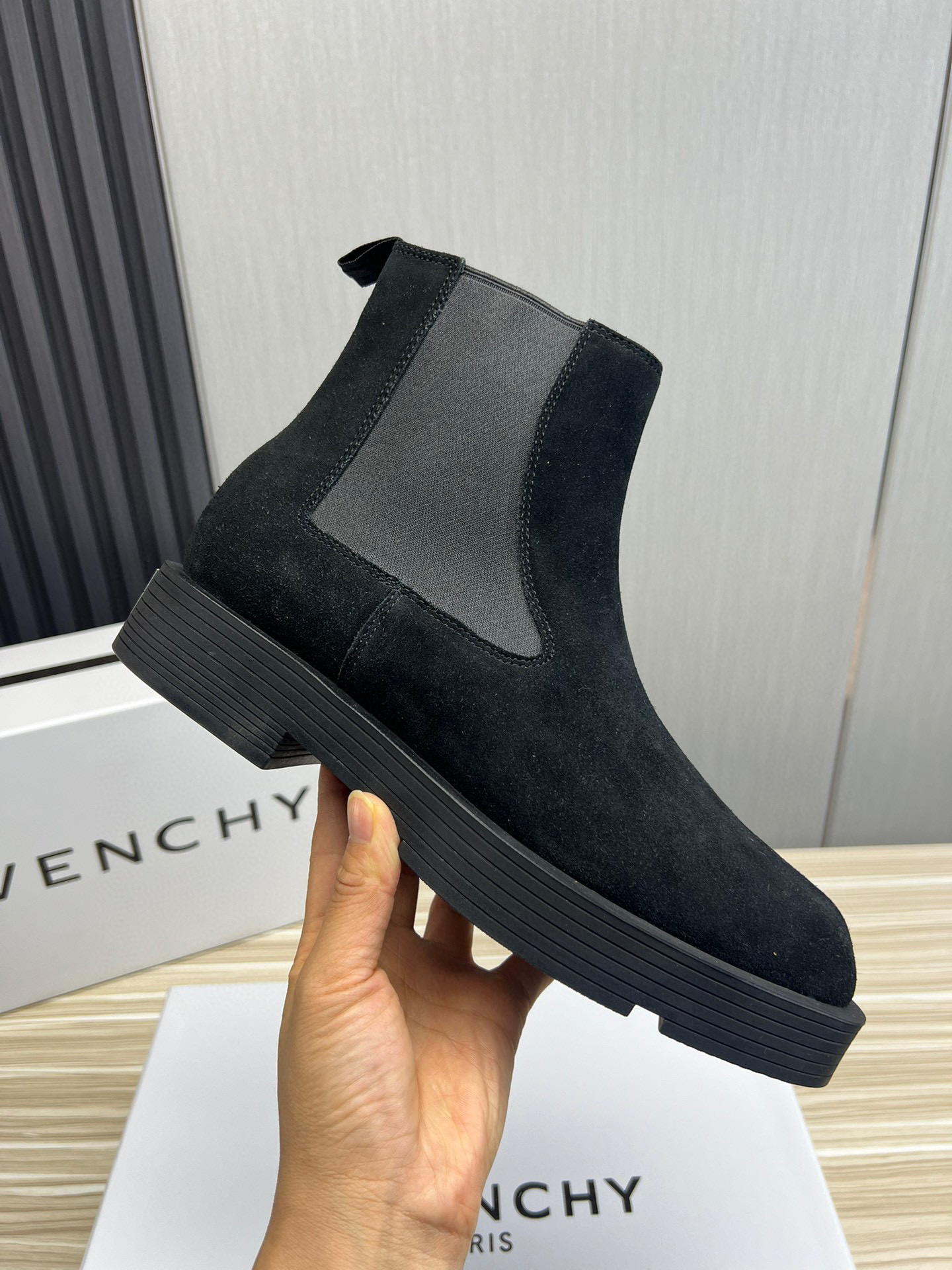 지방시 남자 부츠