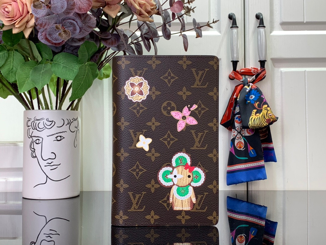 루이비통 여자 장지갑 GI1167