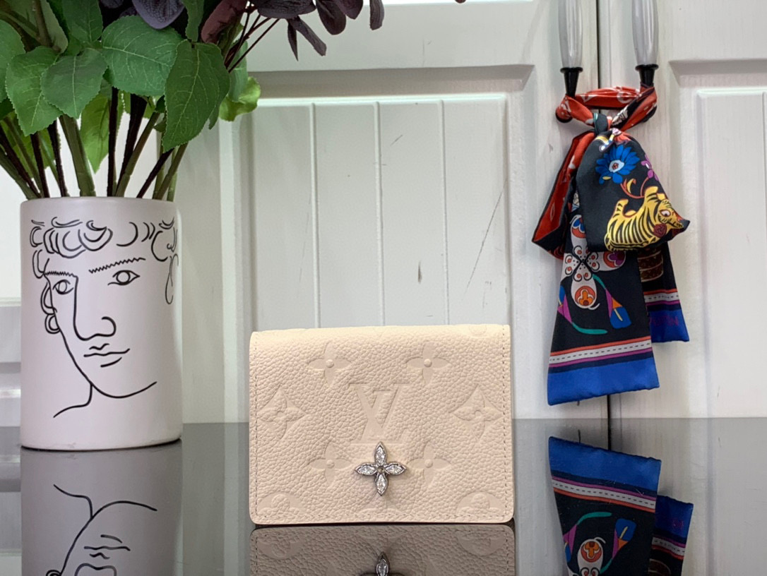 루이비통 카드지갑  m12177