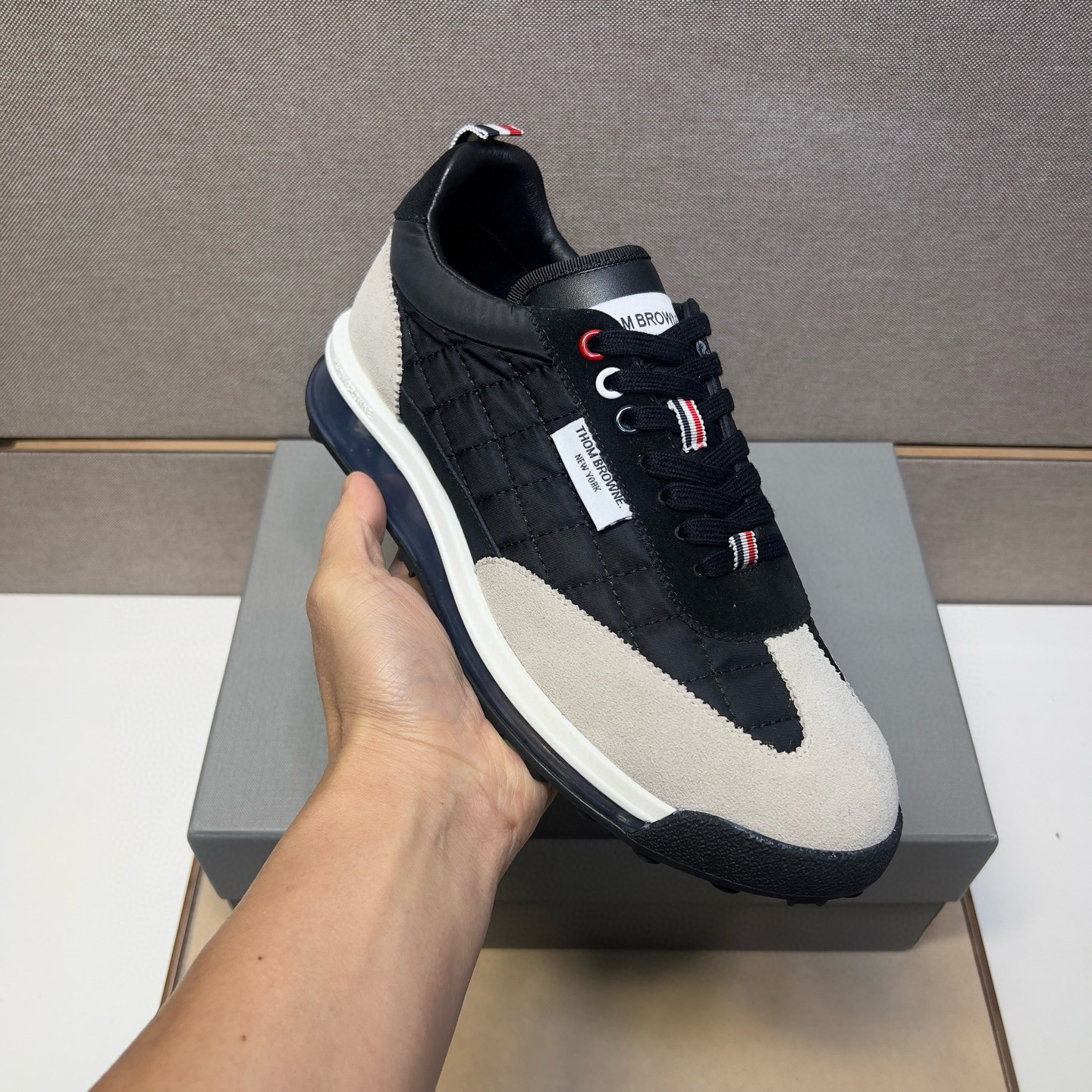 톰브라운 남자 신발 운동화 스니커즈