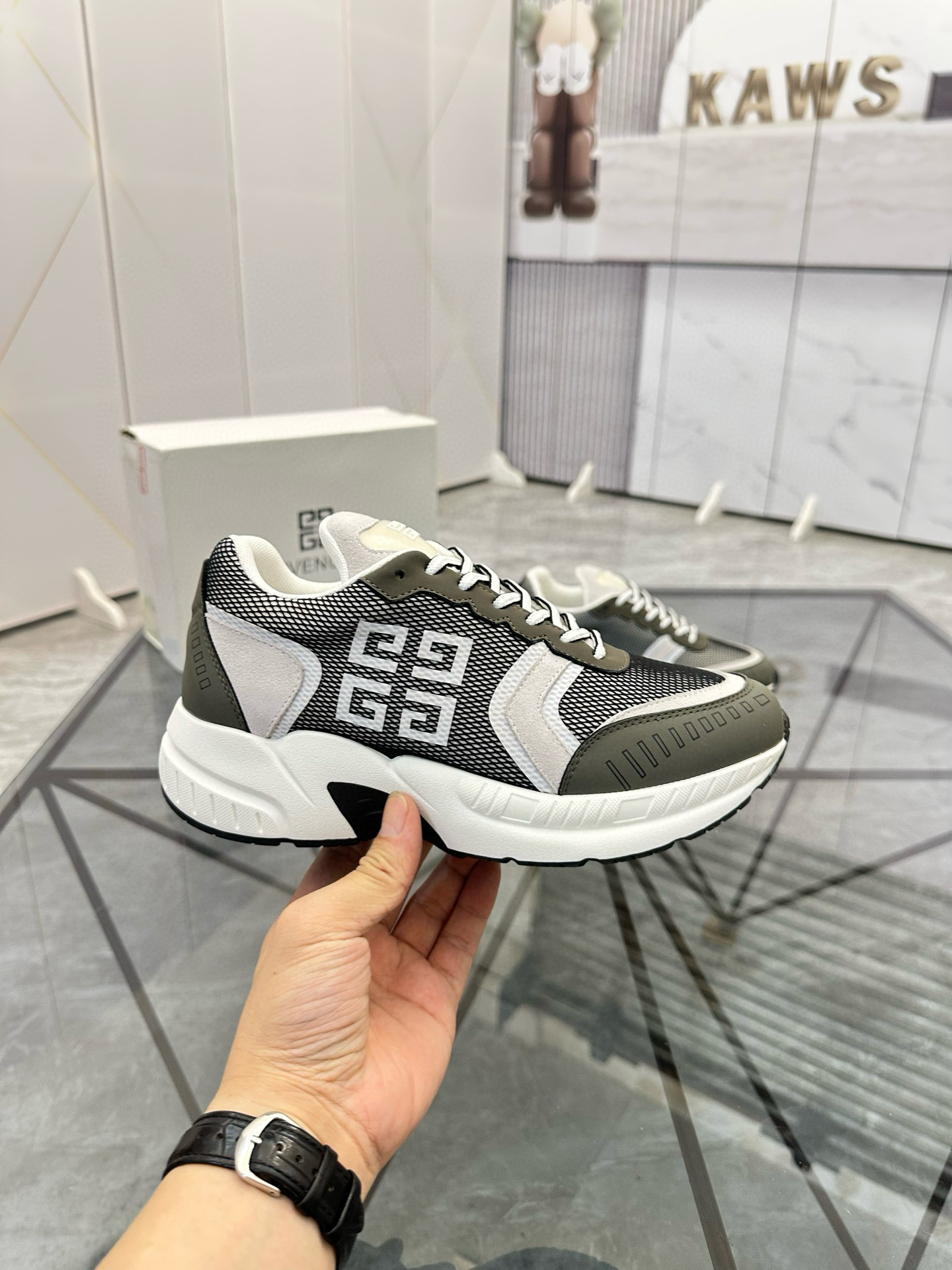 지방시 남자 신발 운동화 스니커즈