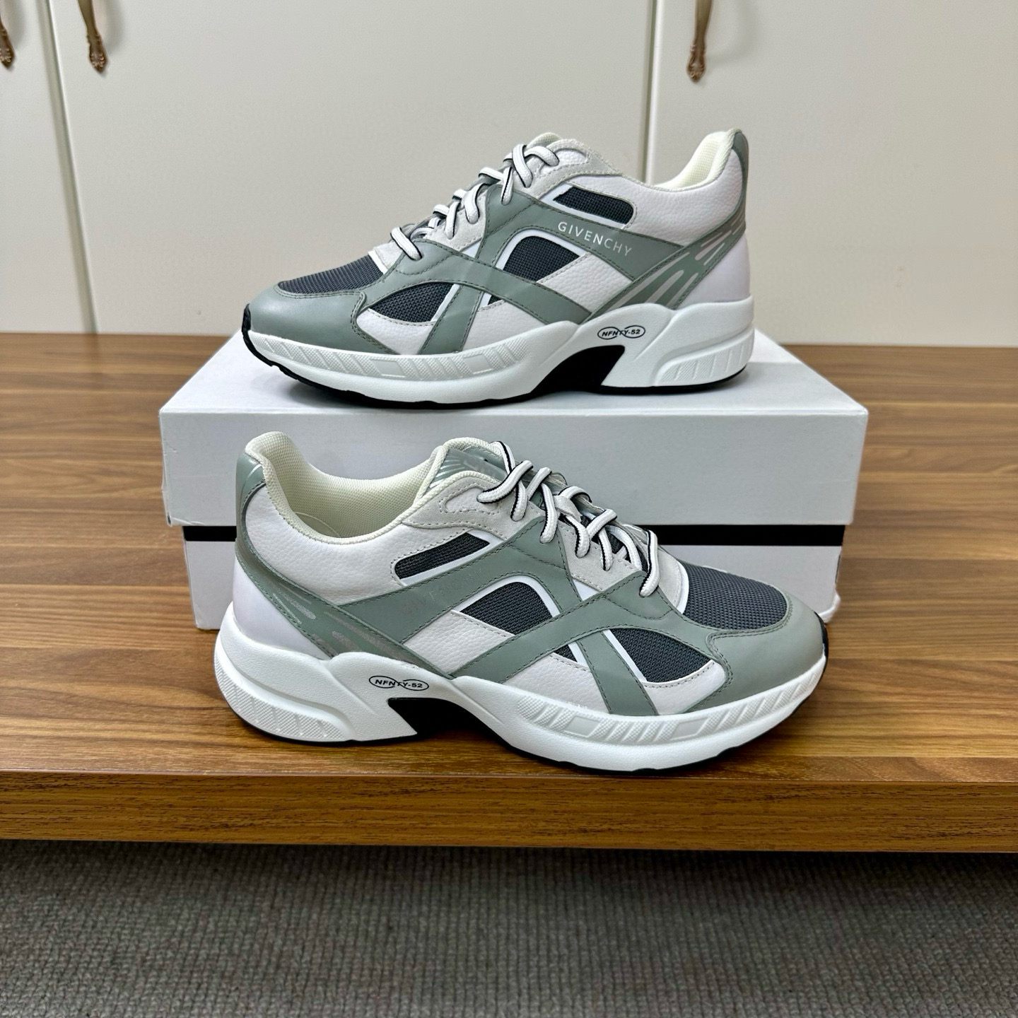 지방시 남자 신발 운동화 스니커즈