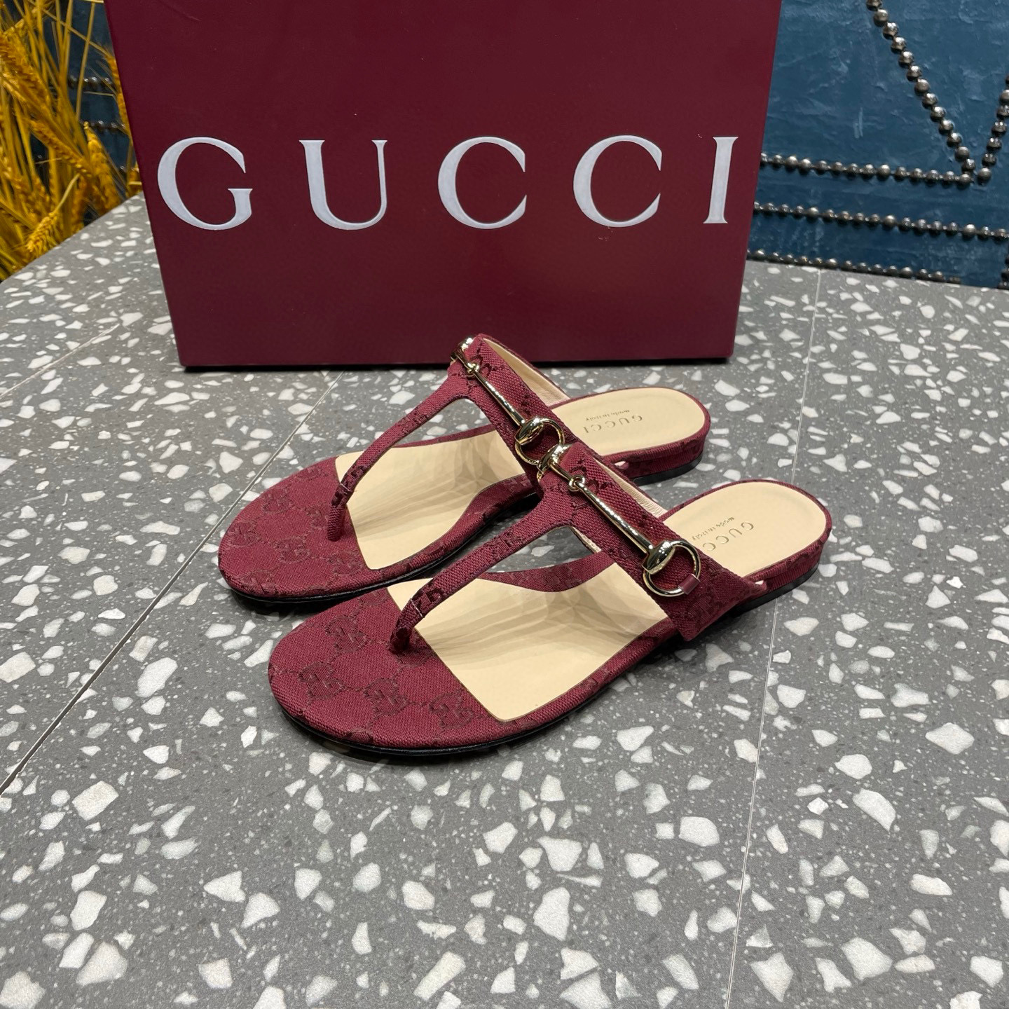 구찌 여자 슬리퍼