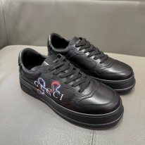 구찌 남녀공용 신발 운동화 스니커즈