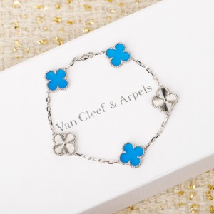 반클리프앤아펠 팔찌