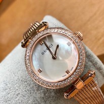 구찌 여자 시계