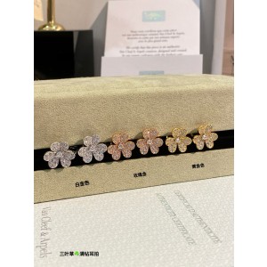 반클리프앤아펠 귀걸이