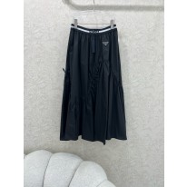 프라다 여자 치마