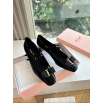 페라가모 여자 신발 구두