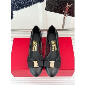 페라가모 여자 신발 구두