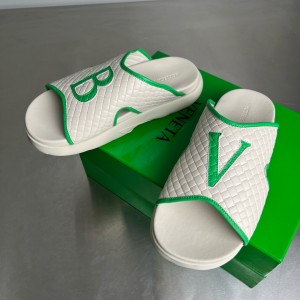 보테가베네타 남자 슬리퍼