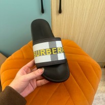 버버리 남녀공용 슬리퍼