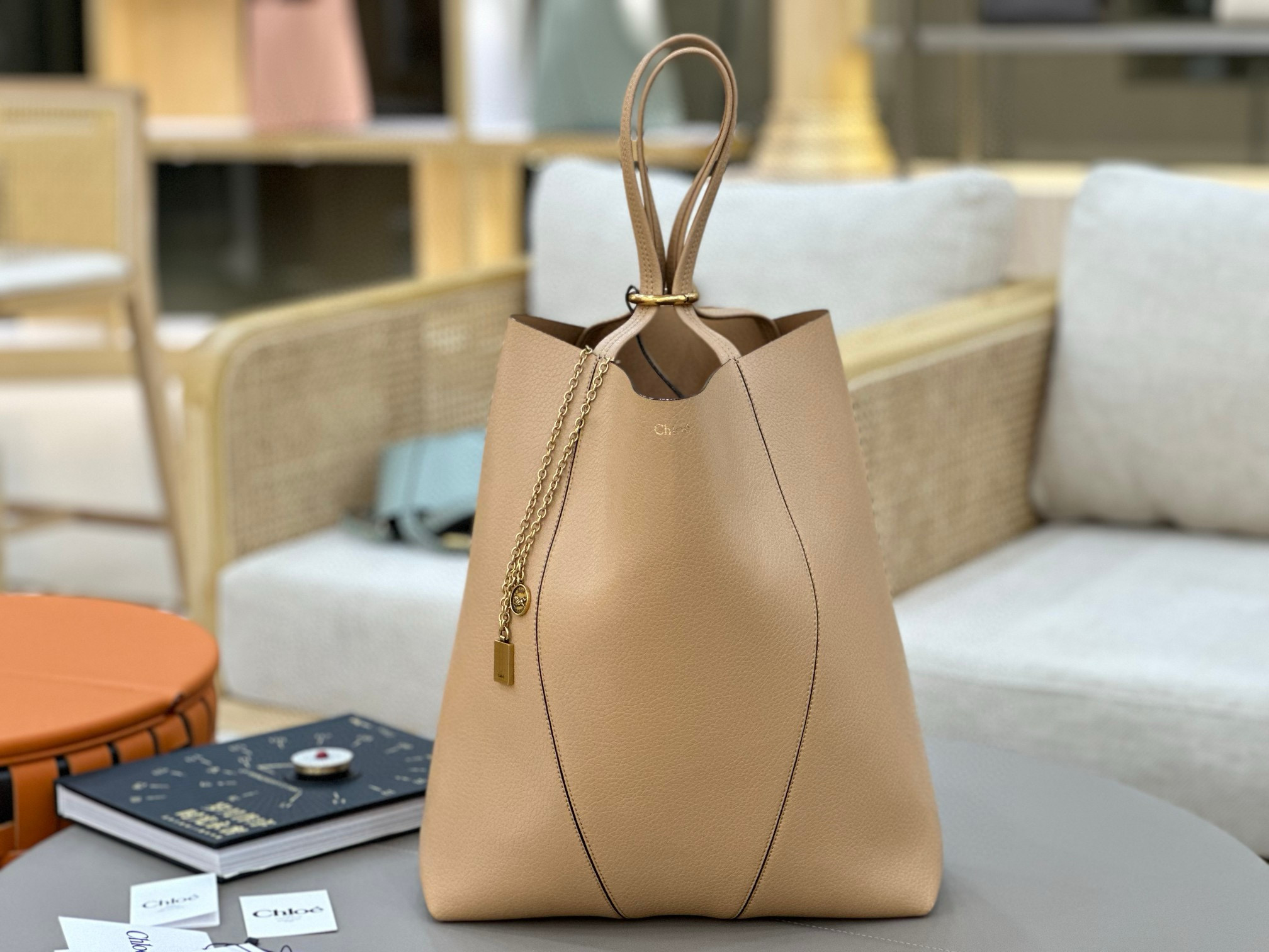 끌로에 라지 여자가방