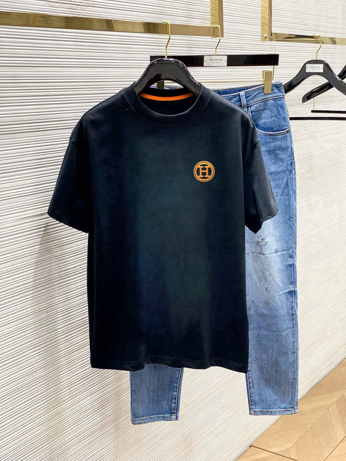 에르메스 2컬러 남자 반팔티