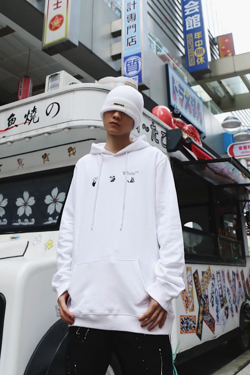 오프화이트 남녀공용 후드티 맨투맨