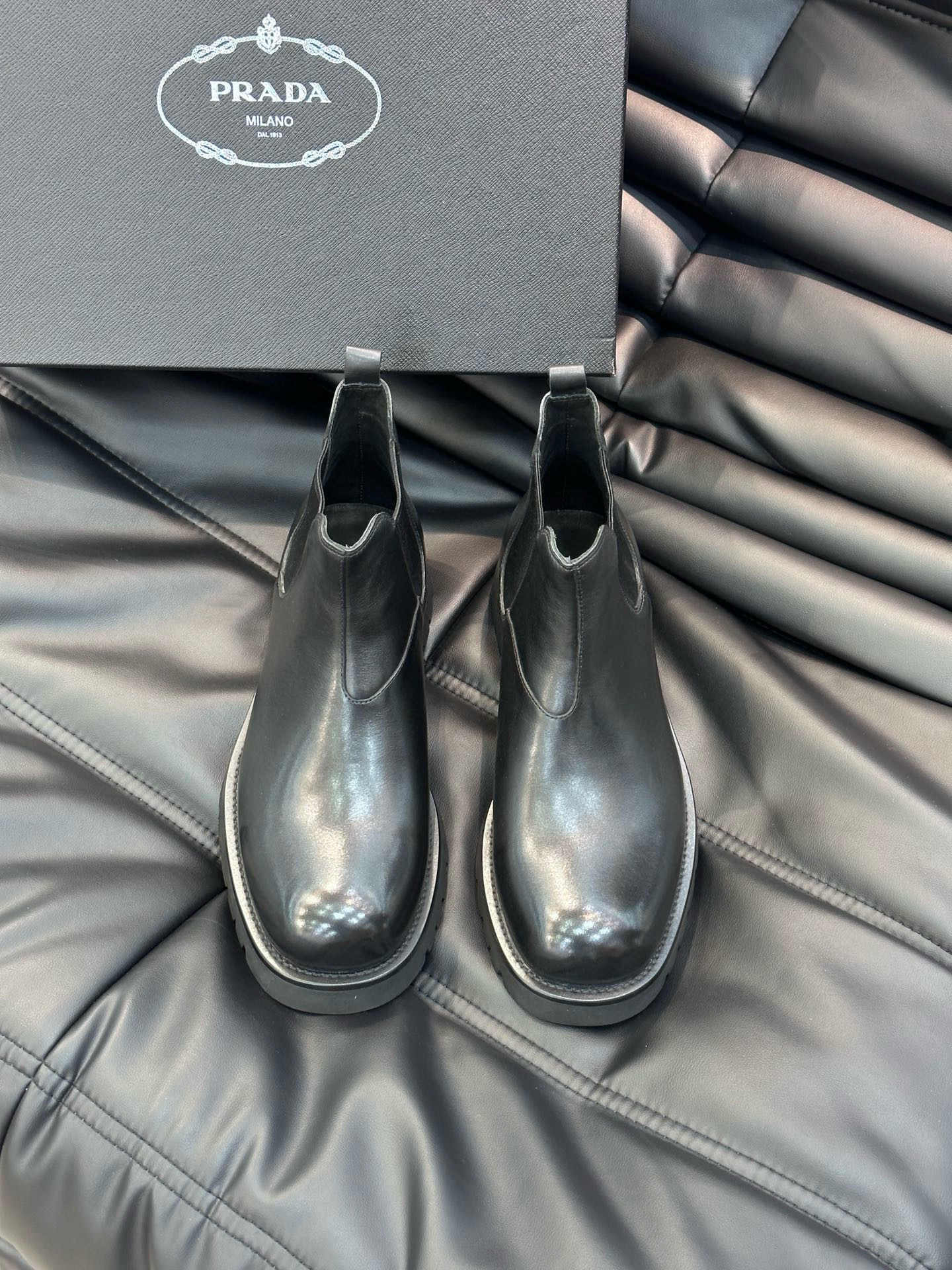 프라다 남자 부츠