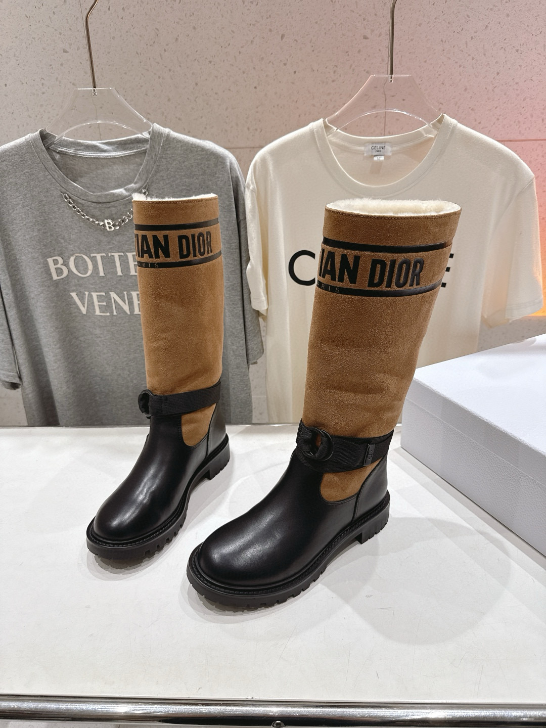 디올 여자 부츠
