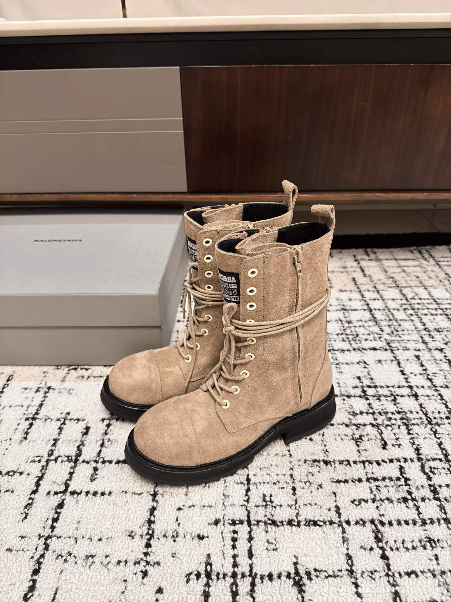 발렌시아가 여자 부츠