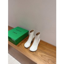 보테가베네타 8CM 여자 부츠