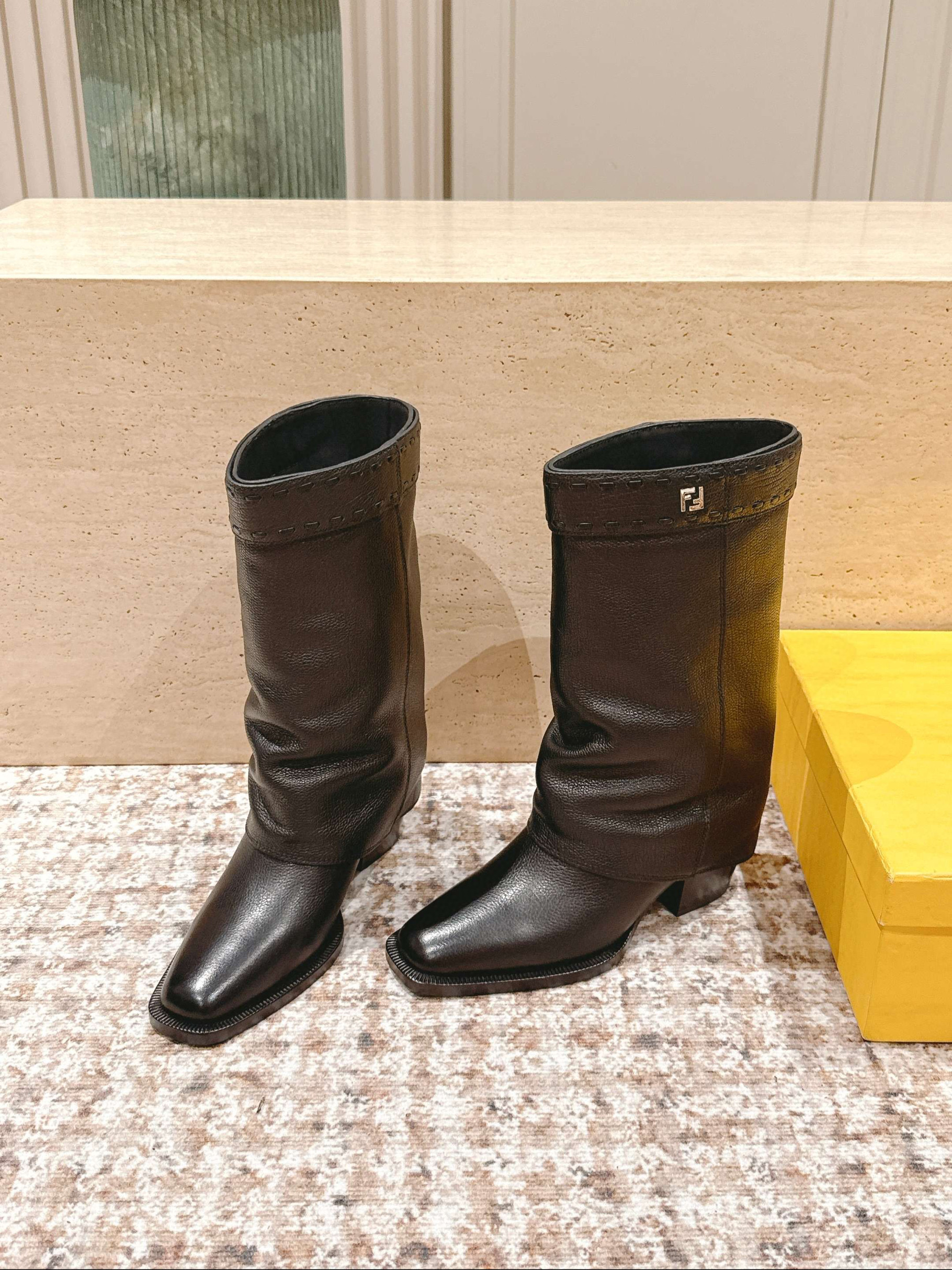 펜디 여자 부츠