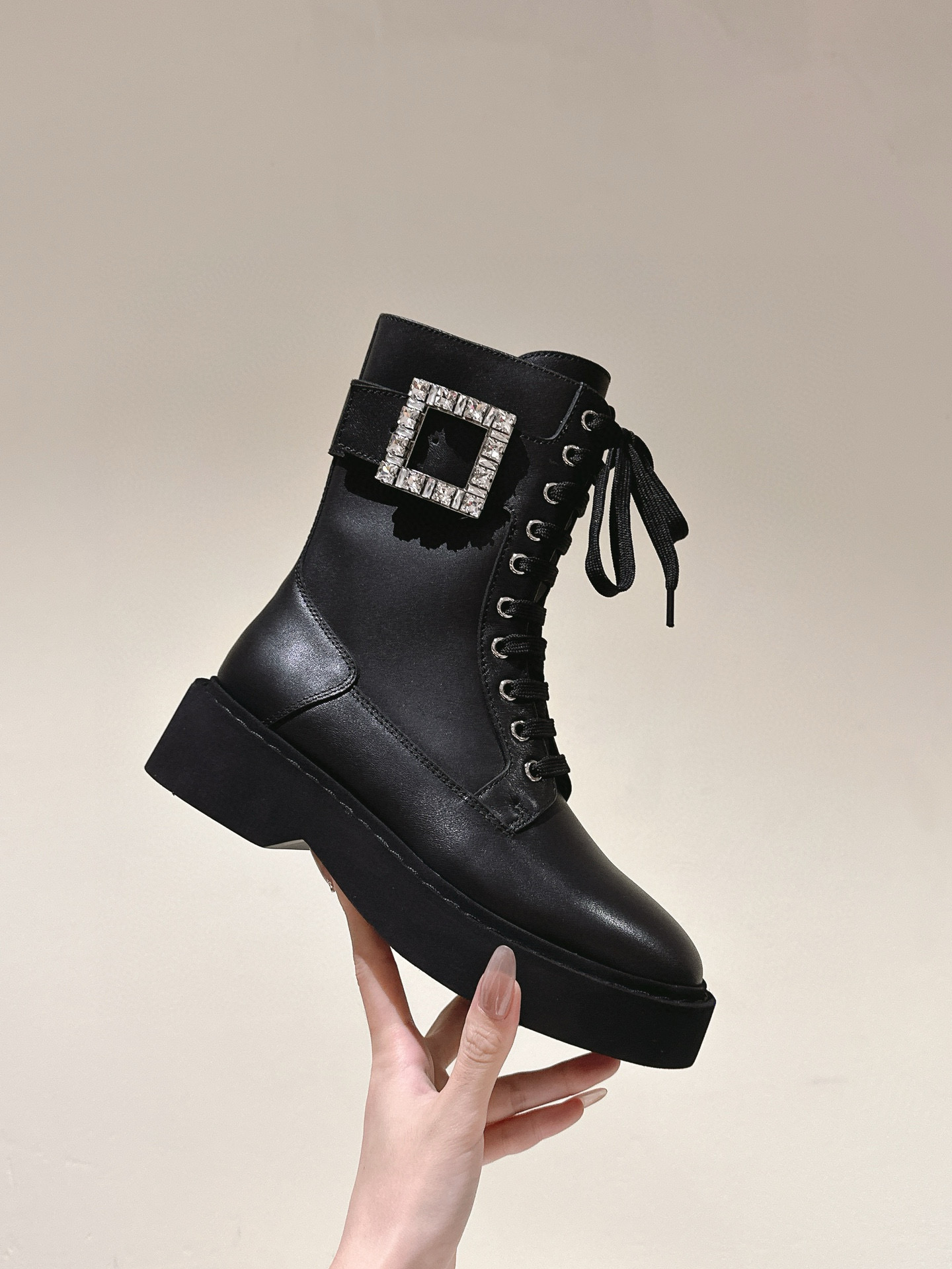 로저비비에 3CM 여자 부츠