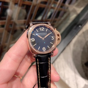 파네라이 A급 여자 시계