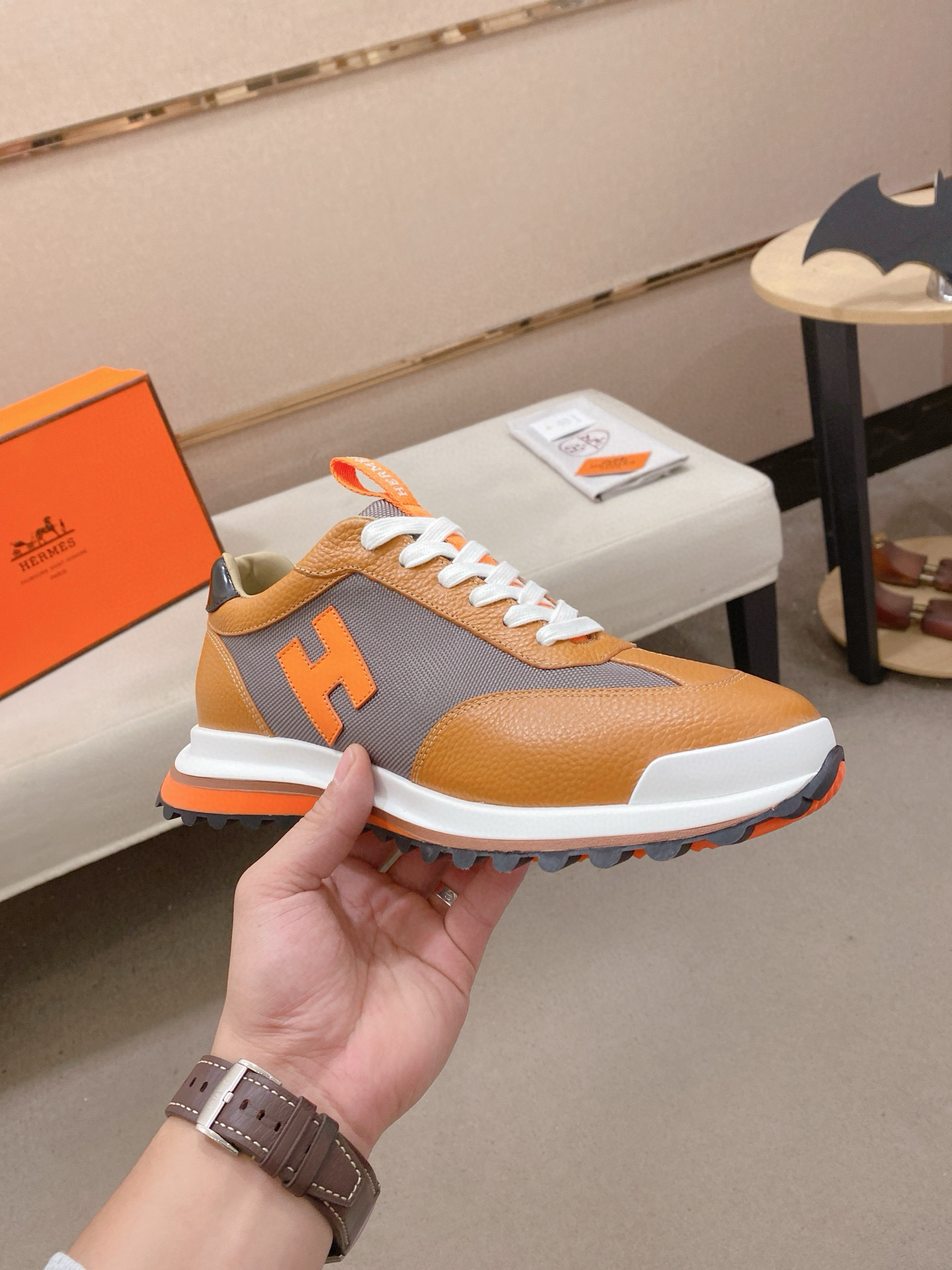 에르메스 4cm남자 신발 운동화 스니커즈