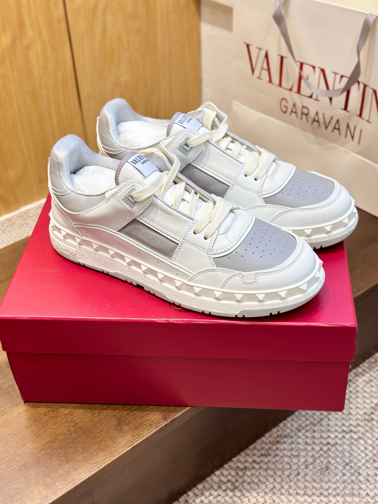 발렌티노 남녀공용 신발 운동화 스니커즈