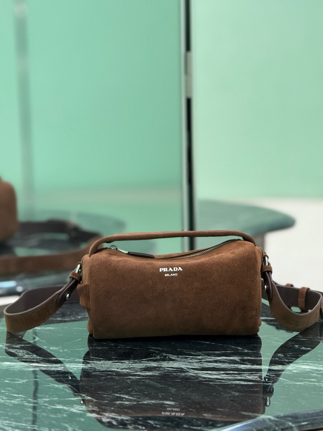 프라다 2VH188 남자가방