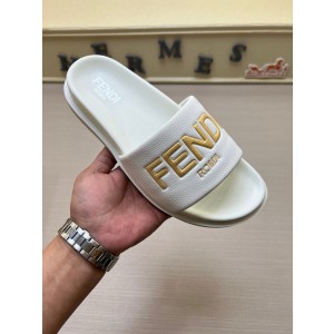 펜디 남자 슬리퍼