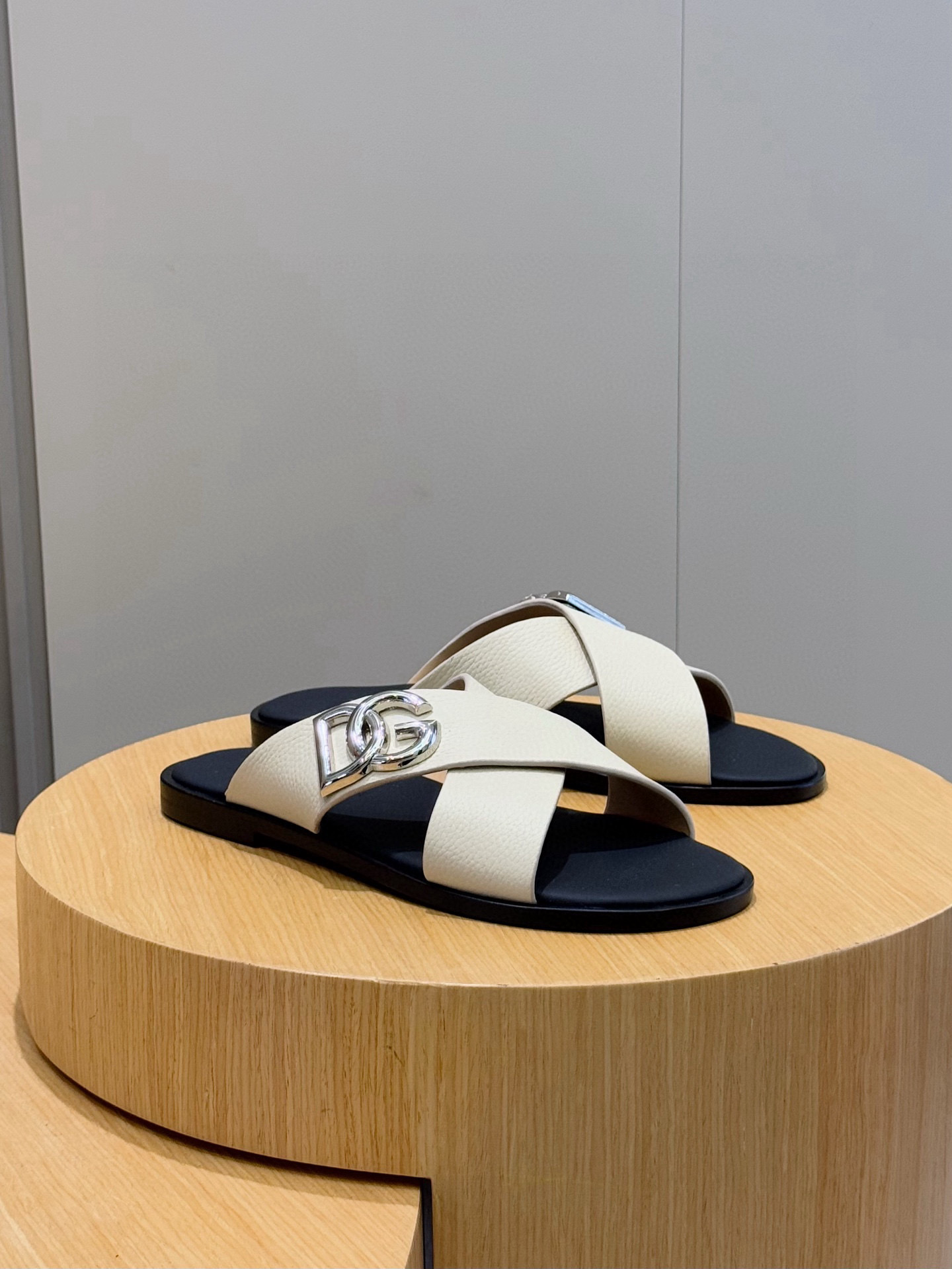 돌체앤가바나 남자 슬리퍼 