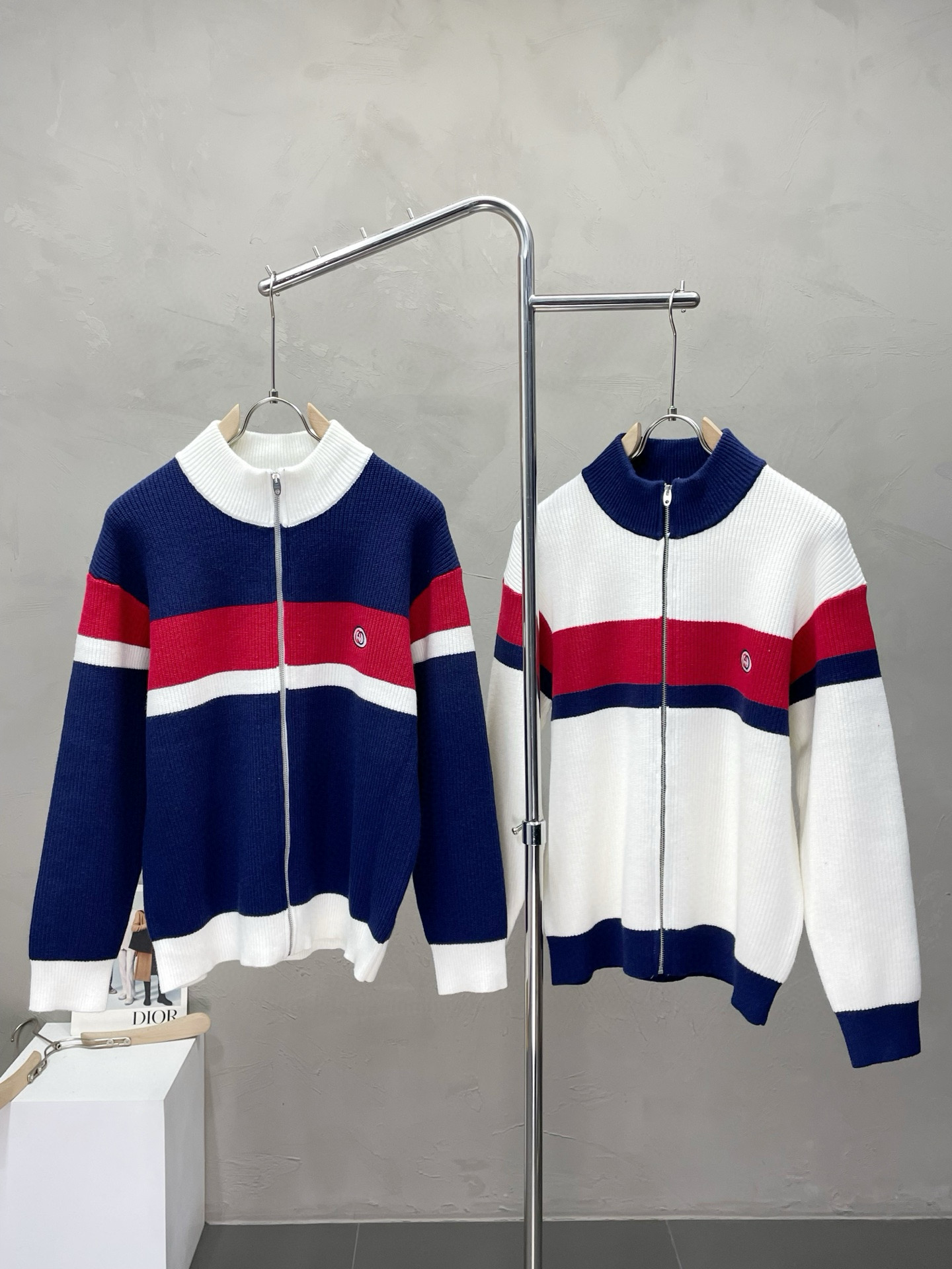 구찌 2컬러 남자 가디건