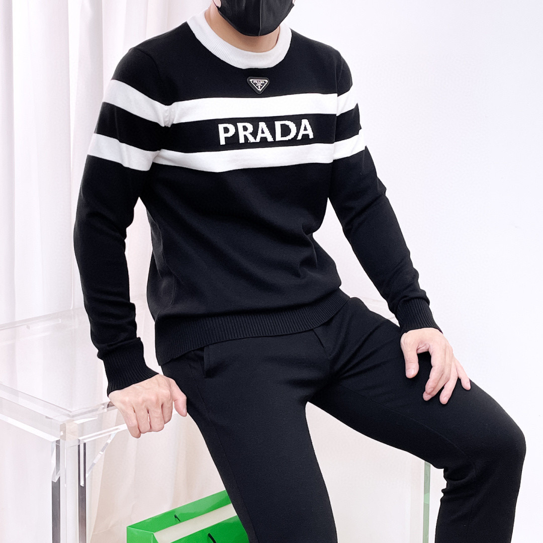 프라다 남자 니트