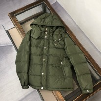 프라다 남자 패딩