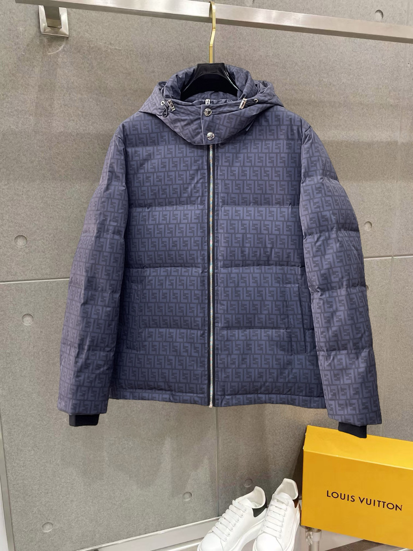 펜디 남자 패딩