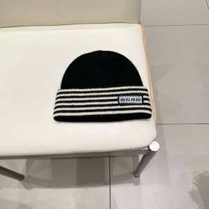 미우미우 겨울 모자