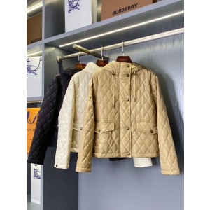버버리 여자 패딩