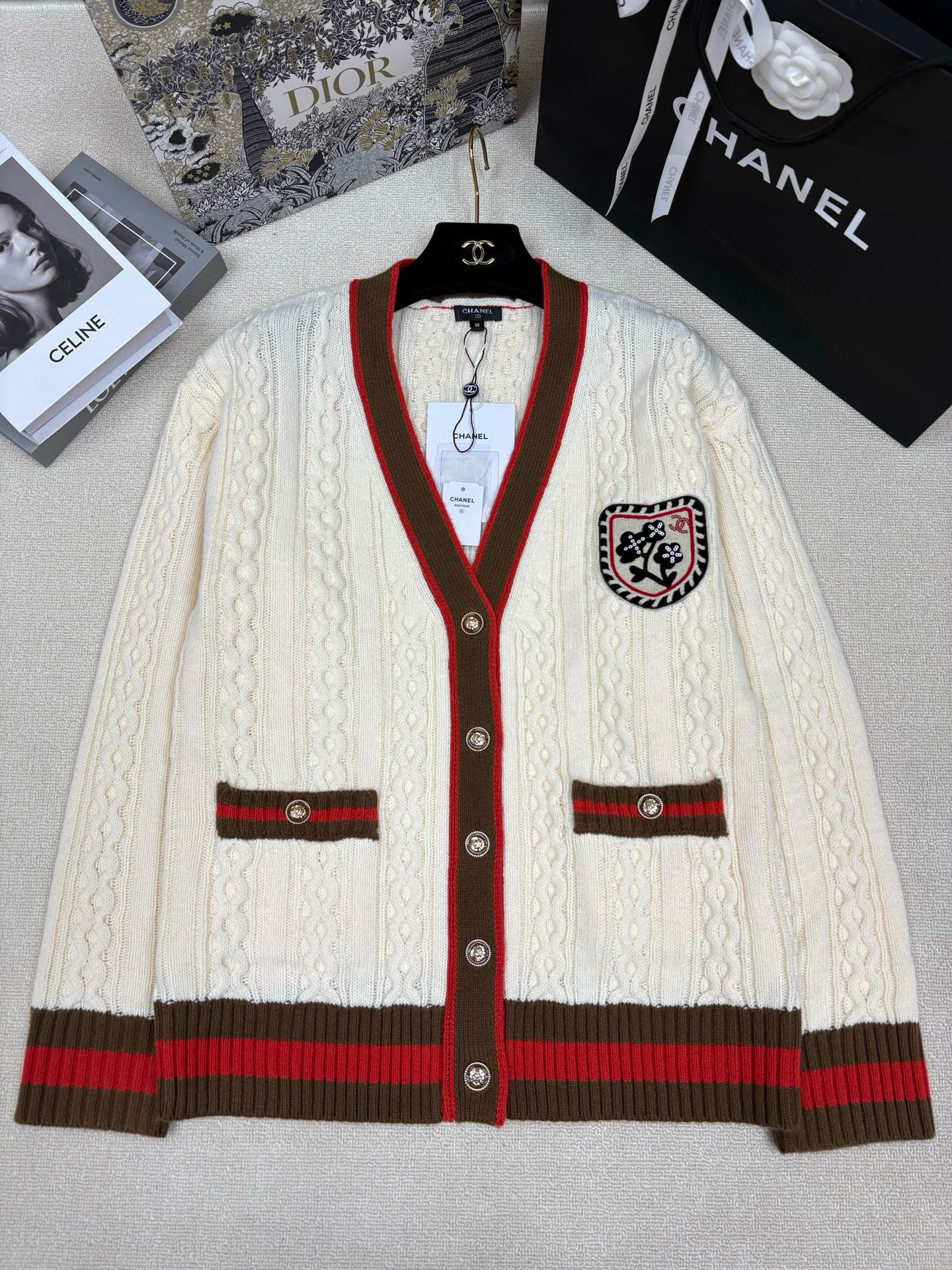 샤넬 여자 가디건